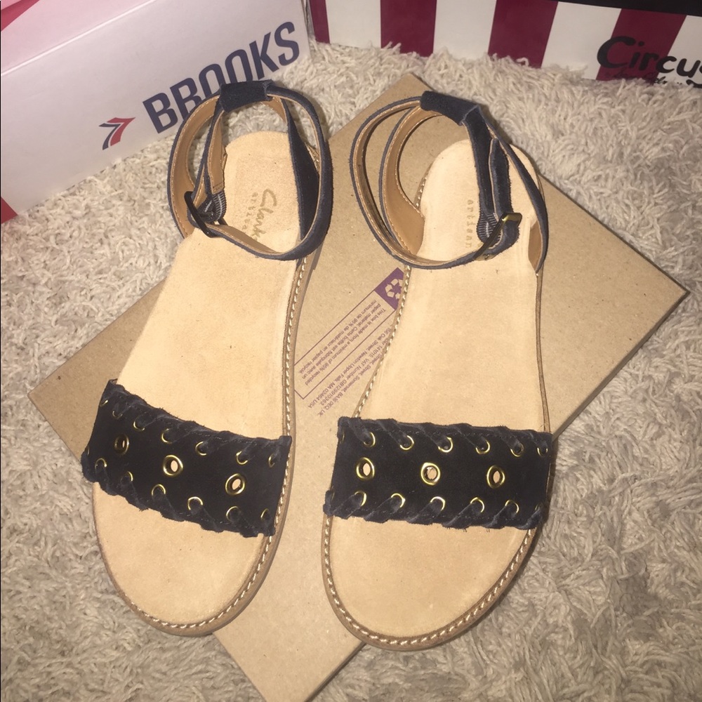 🎉SOLD🎉 Clark’s sandals